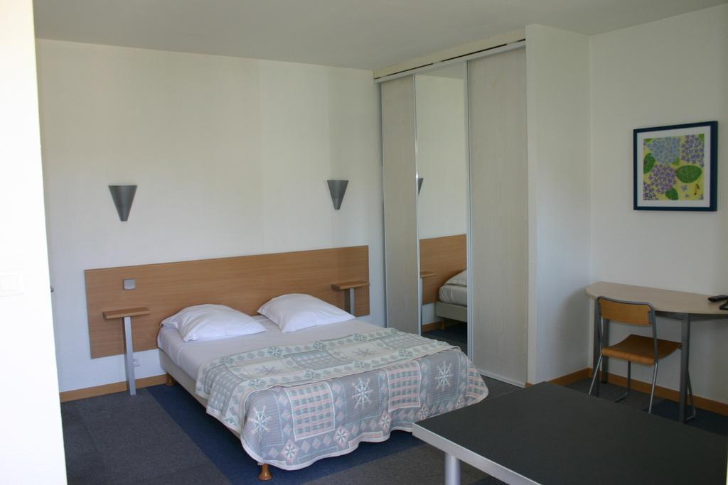 Appart'Hotel Residella Aubagne Gémenos Camera foto